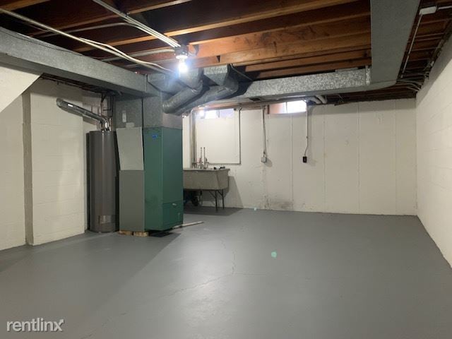 Building Photo - 2 br, 1 bath Townhome - 2409 Dunlay Ct Apt 5