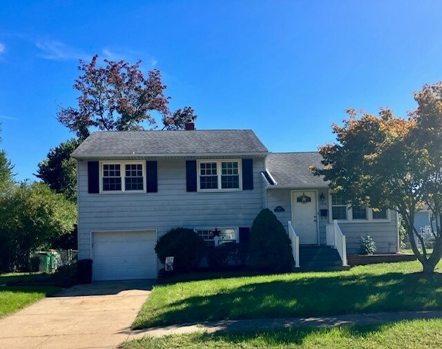 Foto principal - 1406 Spruce Ave