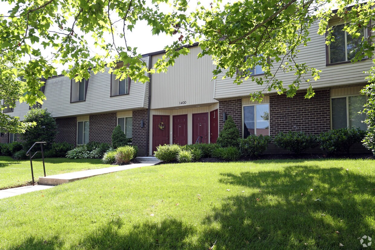 Millers Crossing Apartments 100 Country View Ln Millersville, PA