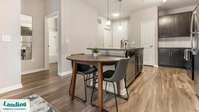 Foto del edificio - 915 Brentmoor Dr