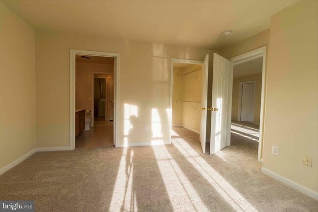 Building Photo - 18707 Sparkling Water Dr