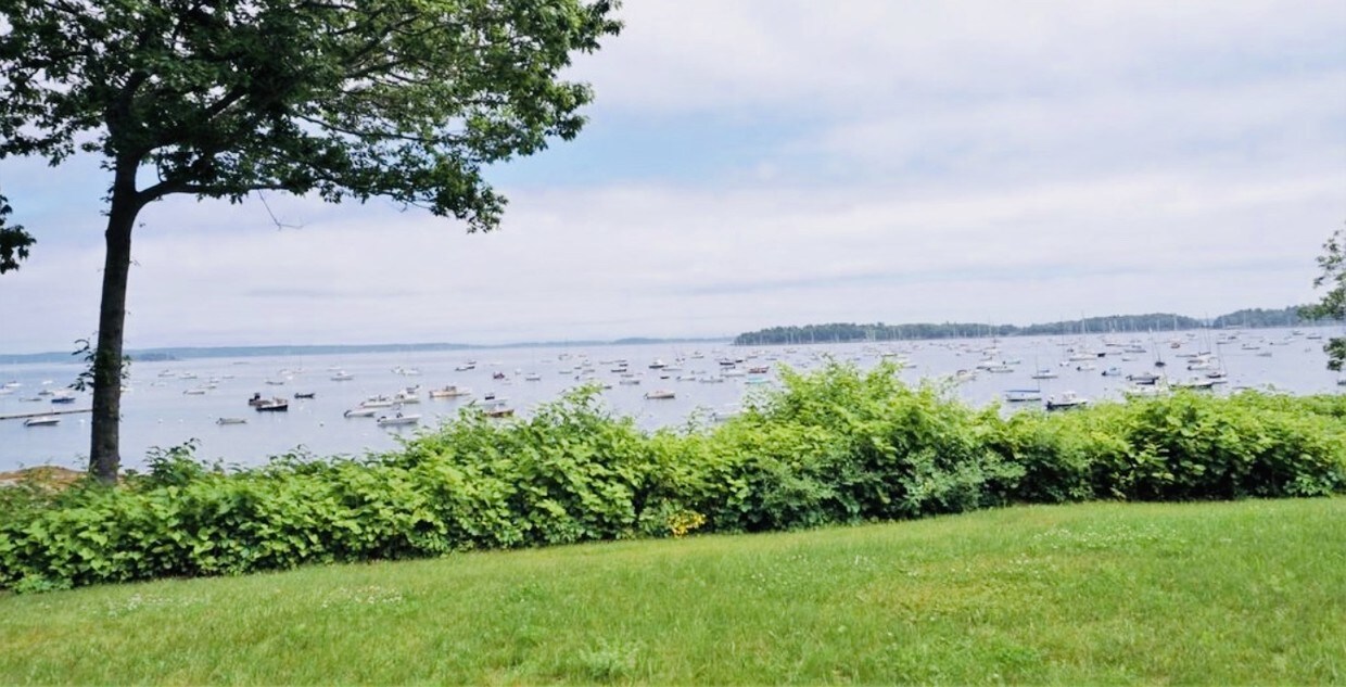 16 E Ramsdell Rd, Falmouth, ME 04105 House Rental in Falmouth, ME