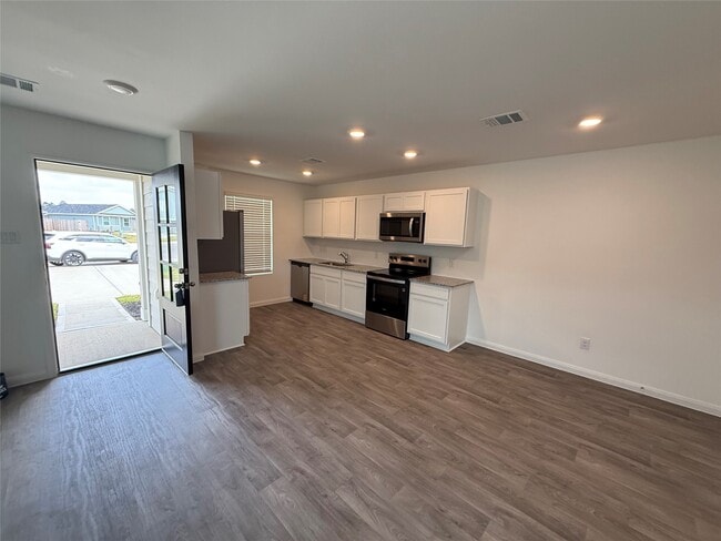 Building Photo - 12010 William Trails Cir