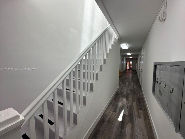 Foto del edificio - 1630 SW 10th St