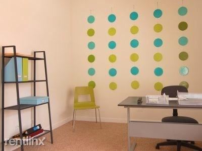 Building Photo - 1710 W Warren Blvd