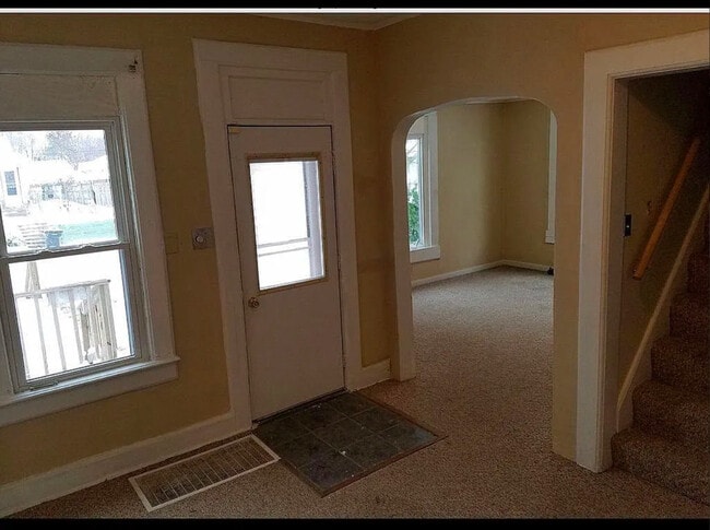 Foto del edificio - 1402 E Fox St