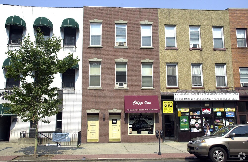 Foto del edificio - 730 Washington St