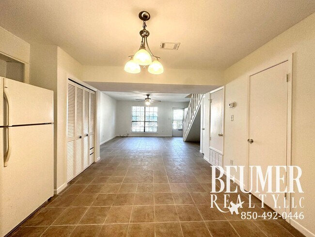Foto del edificio - Coastal 2br 1.5 bath Townhome for Rent