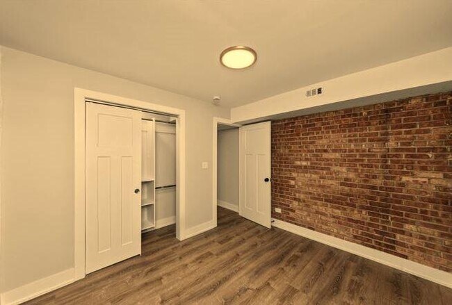 Foto del edificio - 2 bedroom in Chicago IL 60610