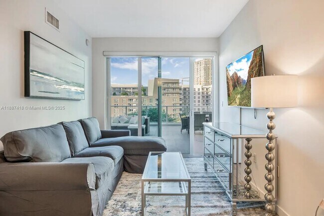 Foto del edificio - 321 NE 26th St