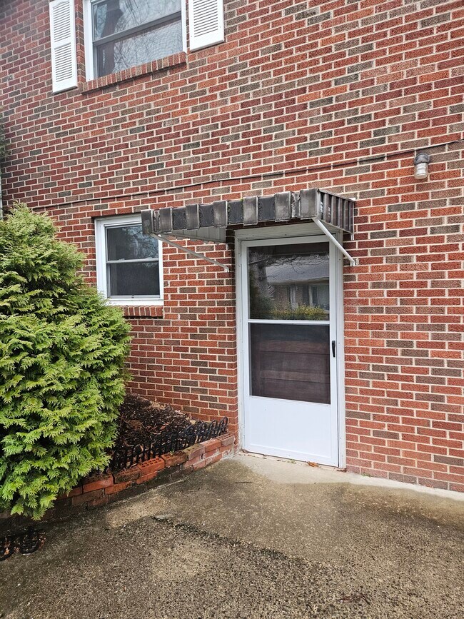 Su puerta principal - 67 Monte Vista Ter