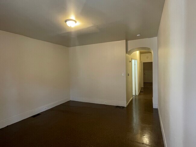 Building Photo - 1452 Belleview Ave