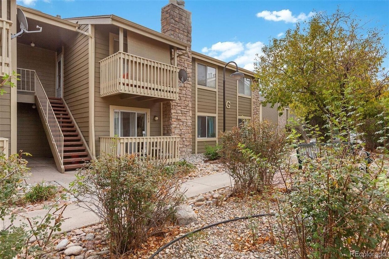 Photo - 4400 S Quebec St