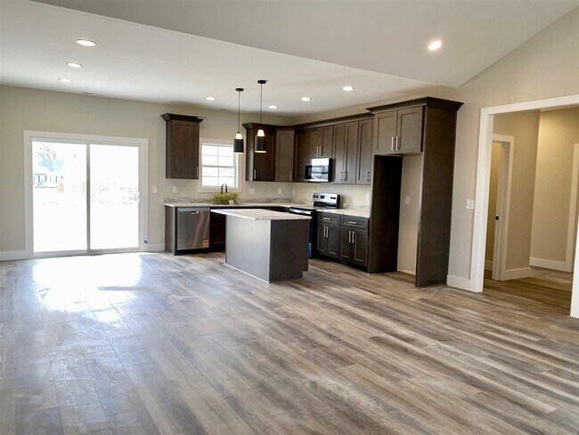 Foto del edificio - 476 Cedar Hollow Dr