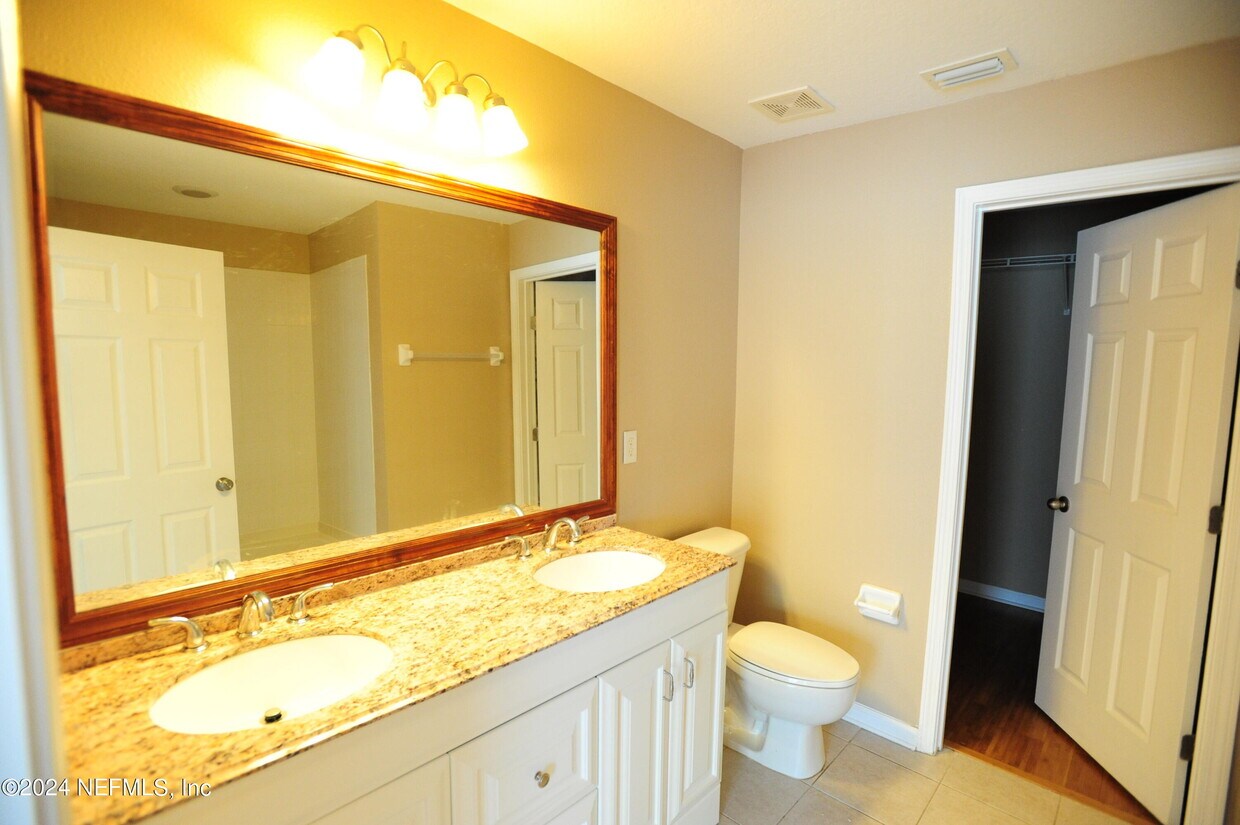 Primary Photo - 4853 Parkhurst Pl