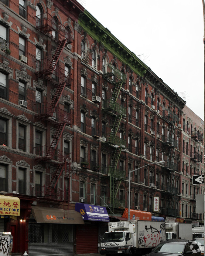 Building Photo - 279-281 Broome St