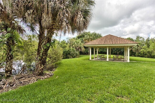 Building Photo - 8850 Creek Run Dr