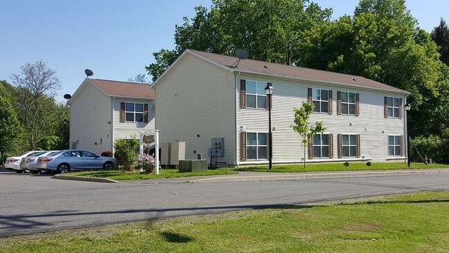 Building Photo - 28-40 Barmann Ave