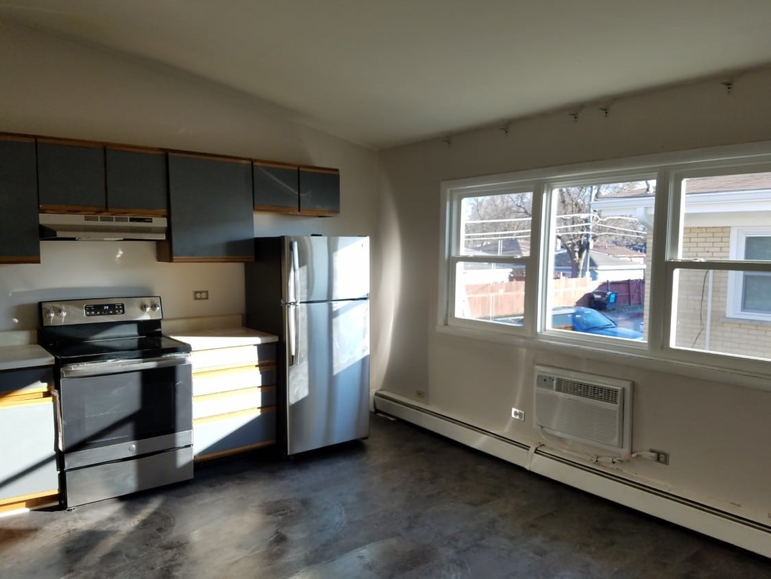 18419 Torrence Ave, Lansing, IL 60438 Apartments in Lansing, IL