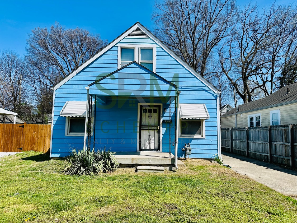 Updated 4BR house in Taylor Berry Neighborhood - Updated 4BR house in Taylor Berry Neighborhood