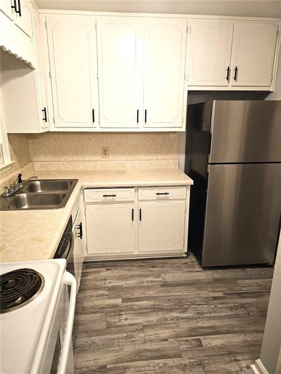 Building Photo - 5642 Estates Ct