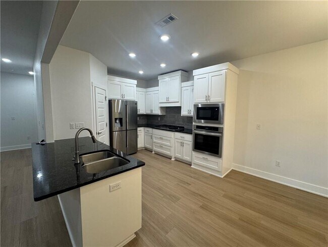 Foto del edificio - 500 Ryder St