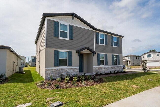 Foto del edificio - 5252 Sanders Oak Trl