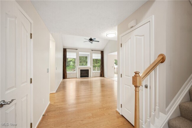 Building Photo - 29433 Hummingbird Cir