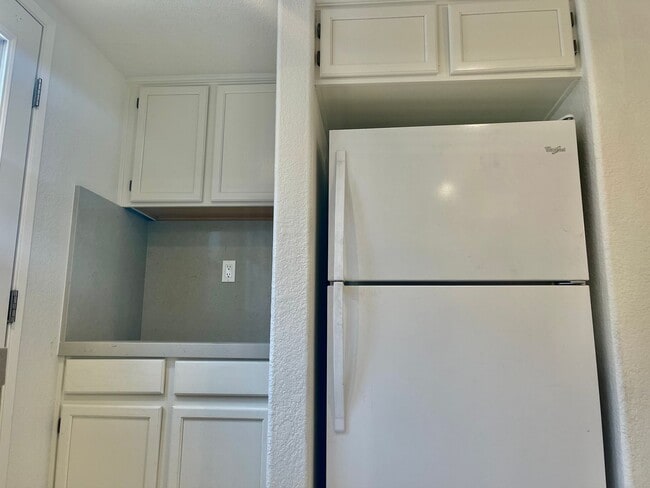 Foto del edificio - Fully Renovated 3-Bedroom Townhome in Gate...