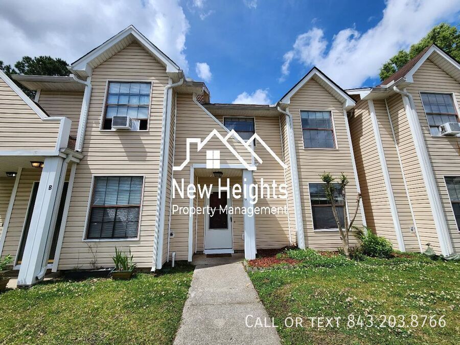 Foto principal - 4091 Cedars Pkwy
