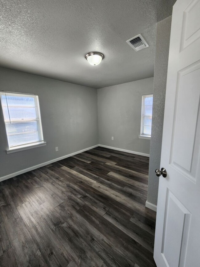 Building Photo - Charming Remodeled Home in Copperas Cove