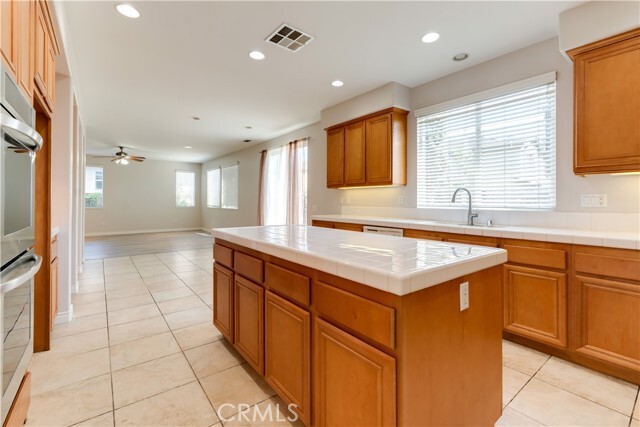 Building Photo - 13461 Shady Knoll Dr