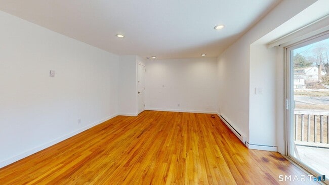 Building Photo - 26 Sunset Terrace