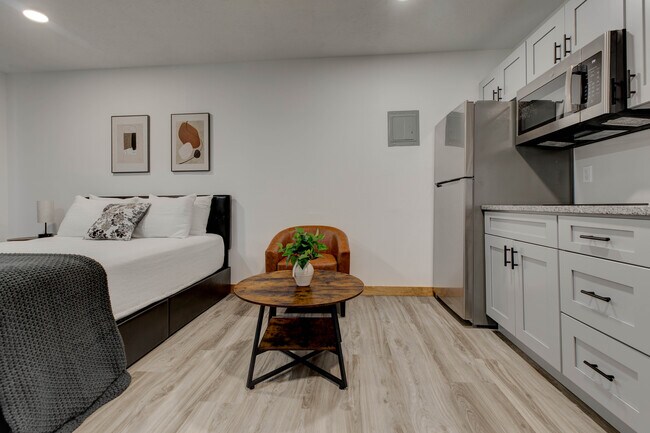 Foto del edificio - Sunrise Suites