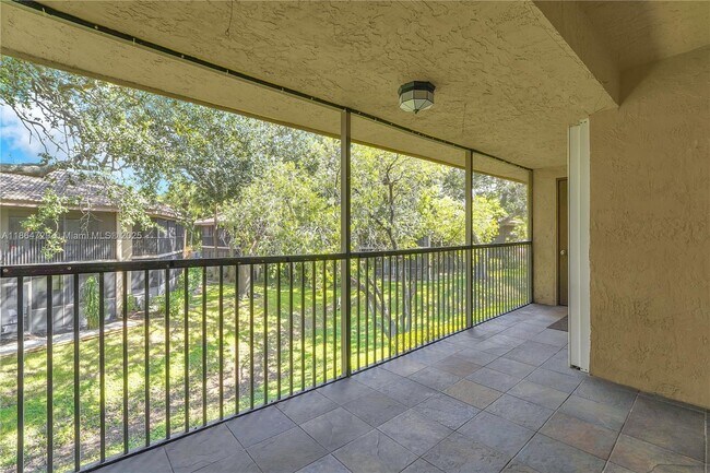 Foto del edificio - 9565 NW 2nd Pl