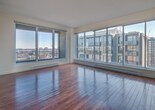 Primary Photo - 33 W Ontario St