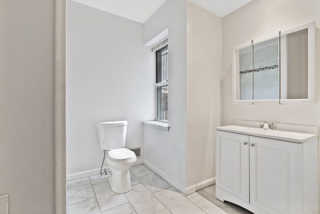 Photo - 2024 N Gratz St House