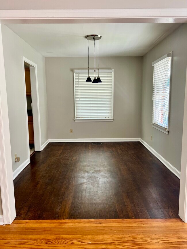 Foto del edificio - 1490 N Druid Hills Rd NE