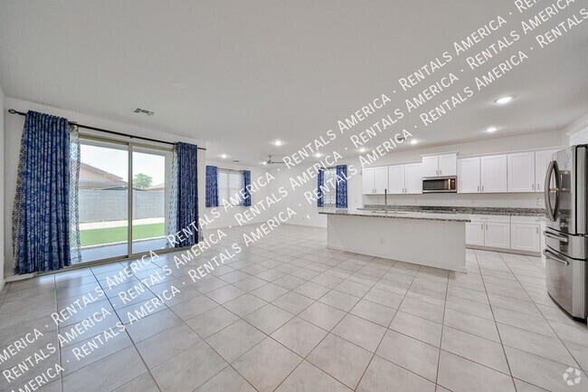 Building Photo - 1578 S 224th Ln
