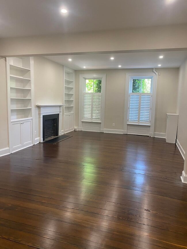 Living Room - 3230 N St NW
