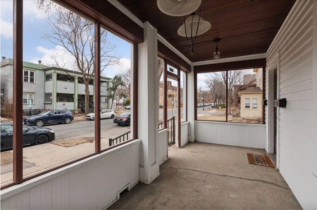 Building Photo - 2509 Aldrich Ave S