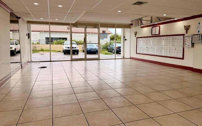 Foto del edificio - 13390 NE 7th Ave