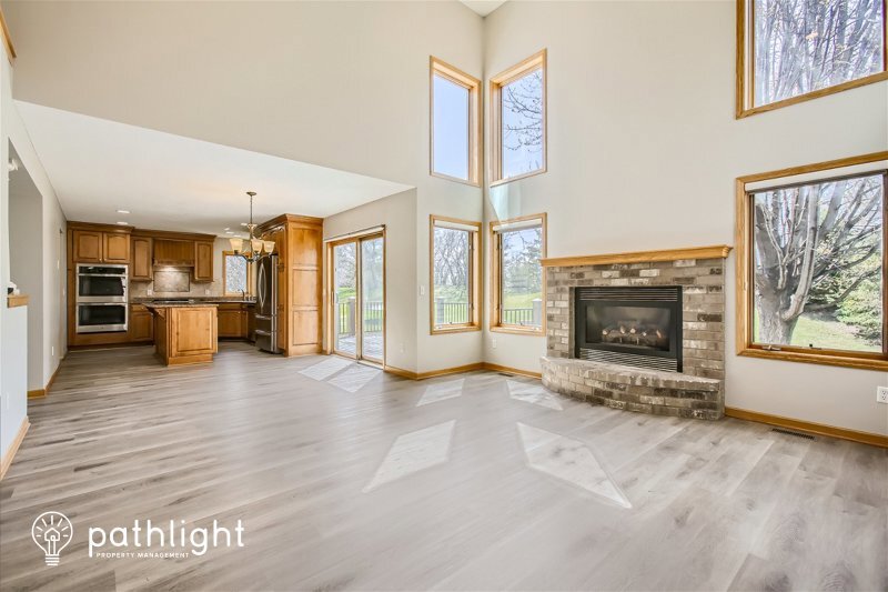 Foto principal - 3939 Jamestown Curve