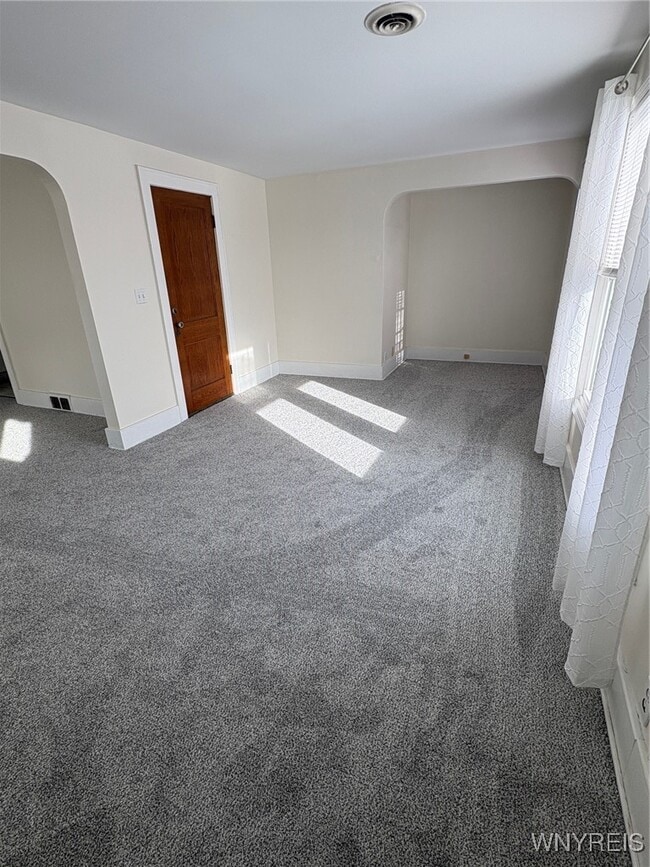 Building Photo - 24 Knox Ave