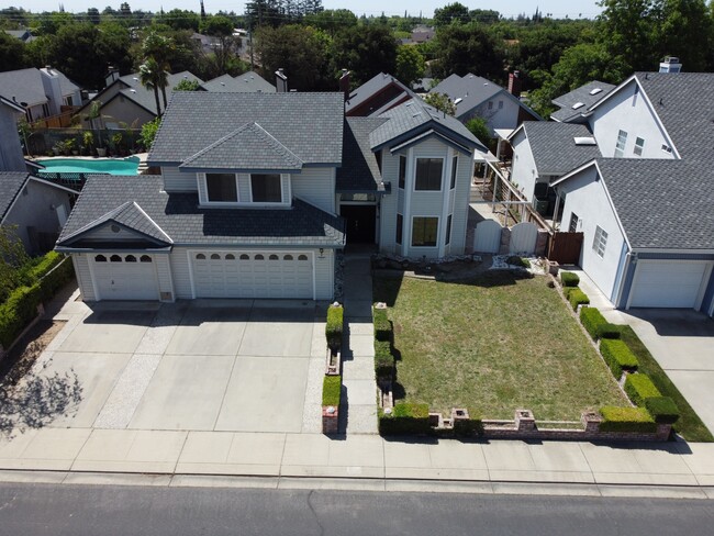 Foto del edificio - 2024 Dorset Ln
