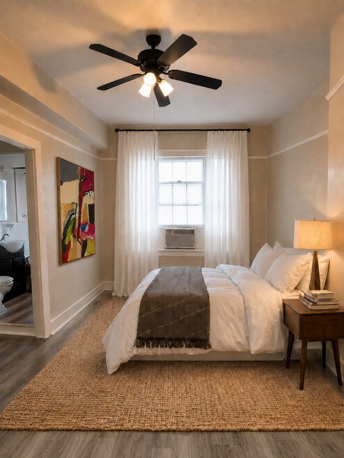 Medium Studio, 365sf / Living Area - The Dulion