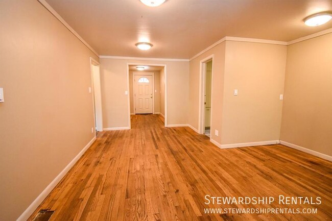 Foto del edificio - 5 Bd  - Close to Oregon State University!