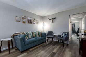 Building Photo - 604 Gemini Ct