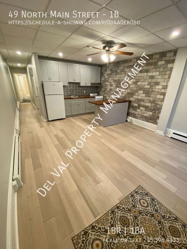 Building Photo - 49 N Main St