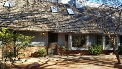 Building Photo - 540 Jordan Rd